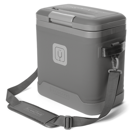 magpack-18-can-x1 magpack_18_graphite_front_strap.png
